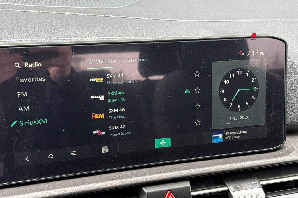 new 2026 Kia Sportage Hybrid car, priced at $37,405