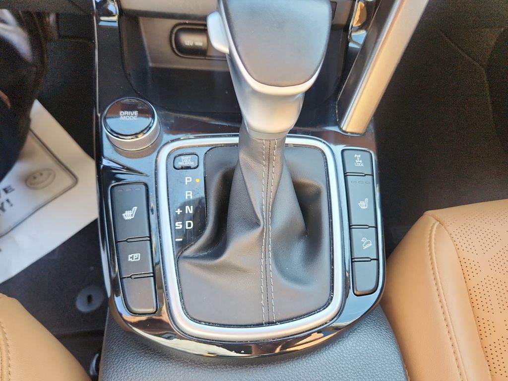 2024 Kia Seltos SX White at South Hills Kia