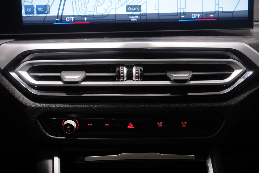 Thumbnail: 2023 BMW i4 - 13