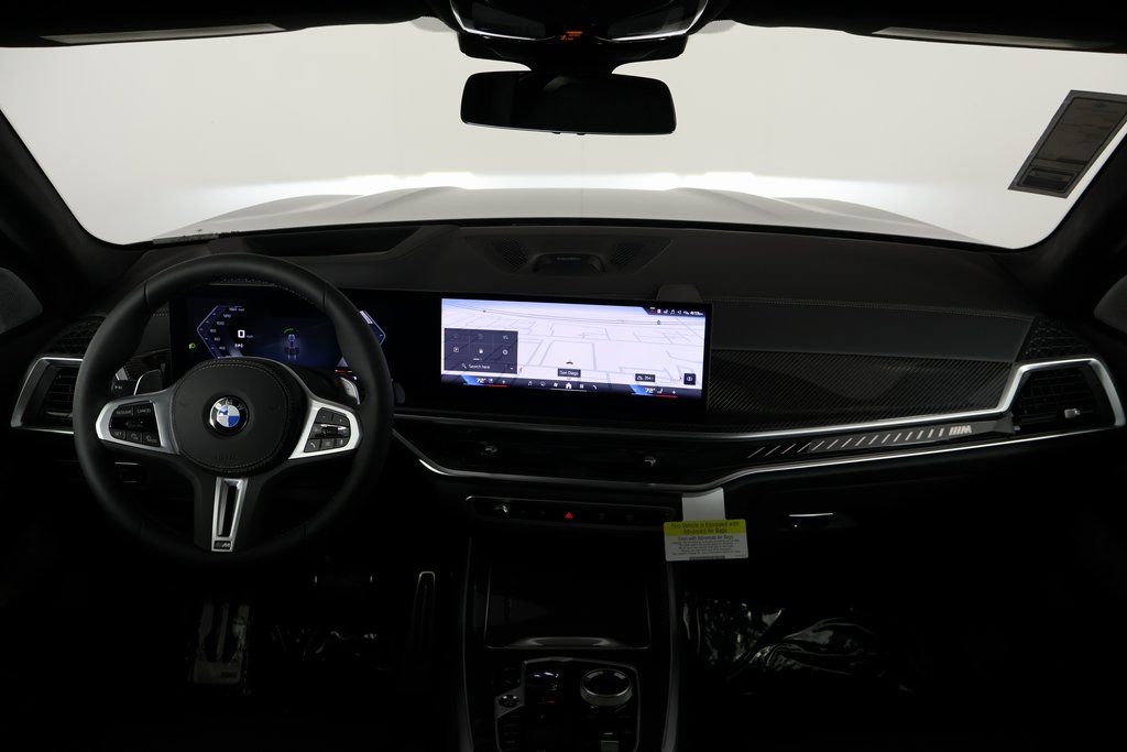 Thumbnail: 2026 BMW X7 - 4