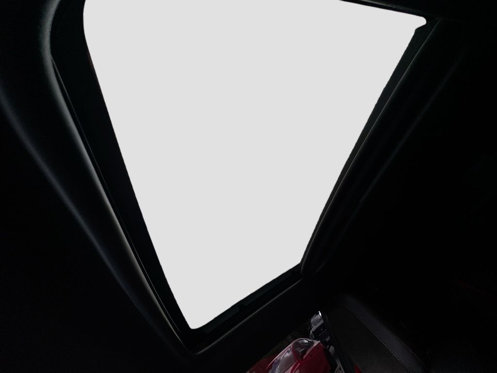 Used 2019 Red Chevrolet ZL1 image 22