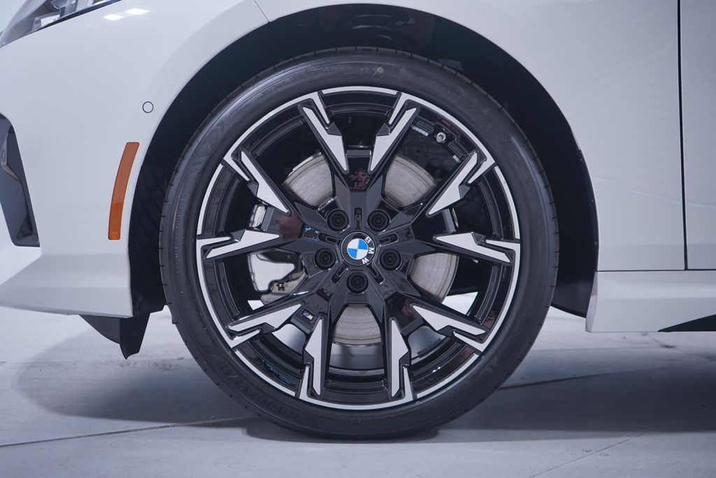 2025 BMW 2 Series  2