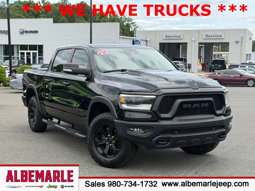 Diamond Black Crystal Pearlcoat 2021 RAM 1500 Pickup Truck Four-Wheel Drive 8-Speed Automatic