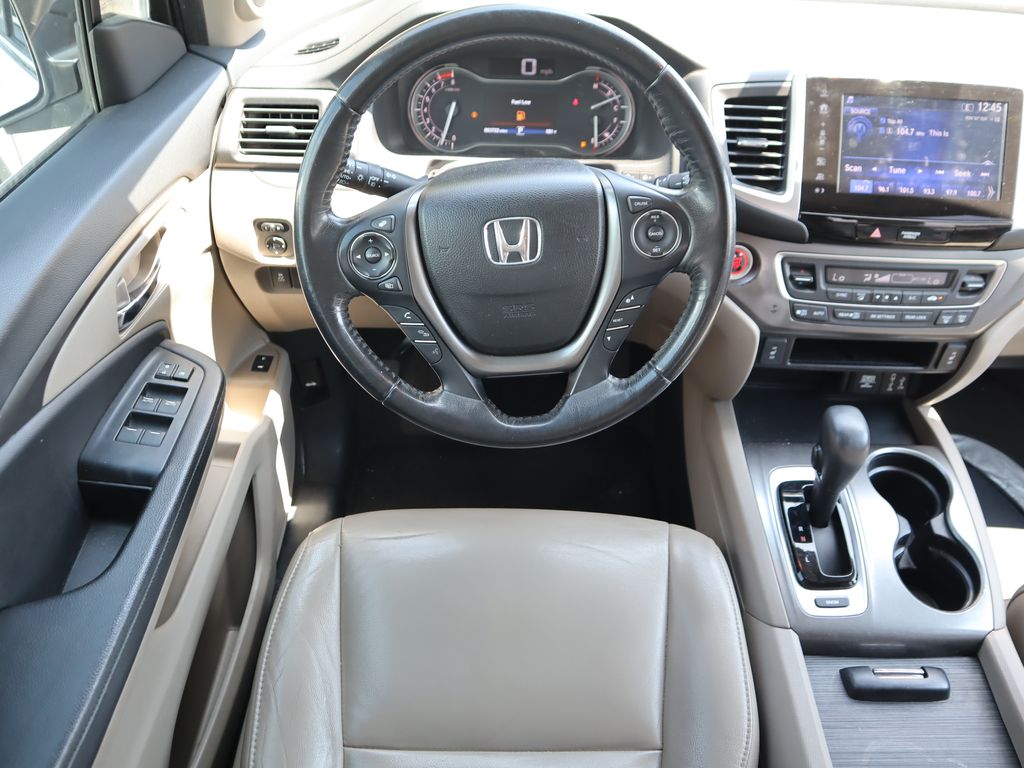 Thumbnail: 2018 Honda Pilot - 6