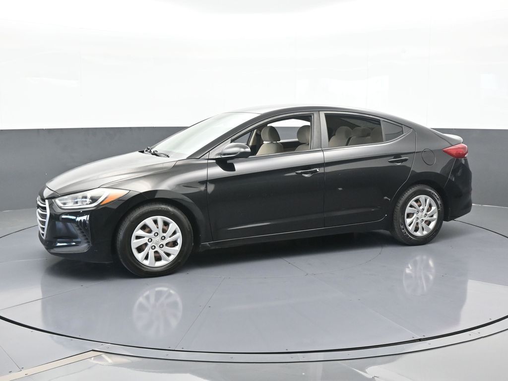 Used 2018 Hyundai Elantra SE with VIN KMHD74LF5JU449331 for sale in Miami Lakes, FL