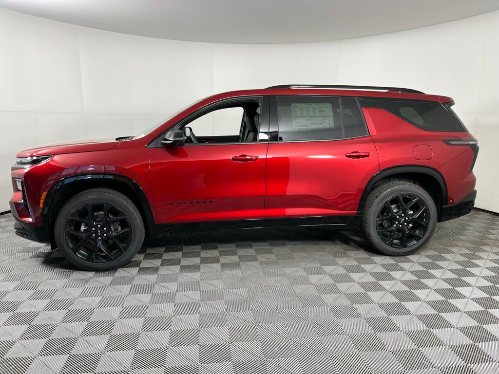 2025 Chevrolet Traverse RS 2