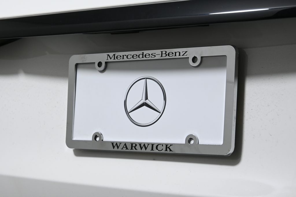 2025 Mercedes-Benz GLC 350 11