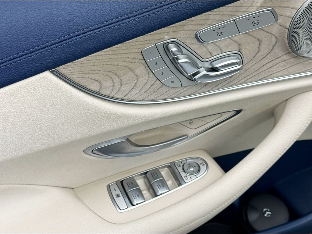 Thumbnail: 2023 Mercedes-Benz E-Class - 20