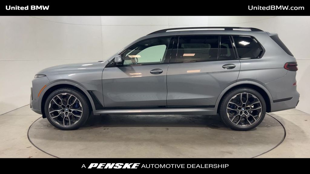 2025 BMW X7 xDrive40i 5