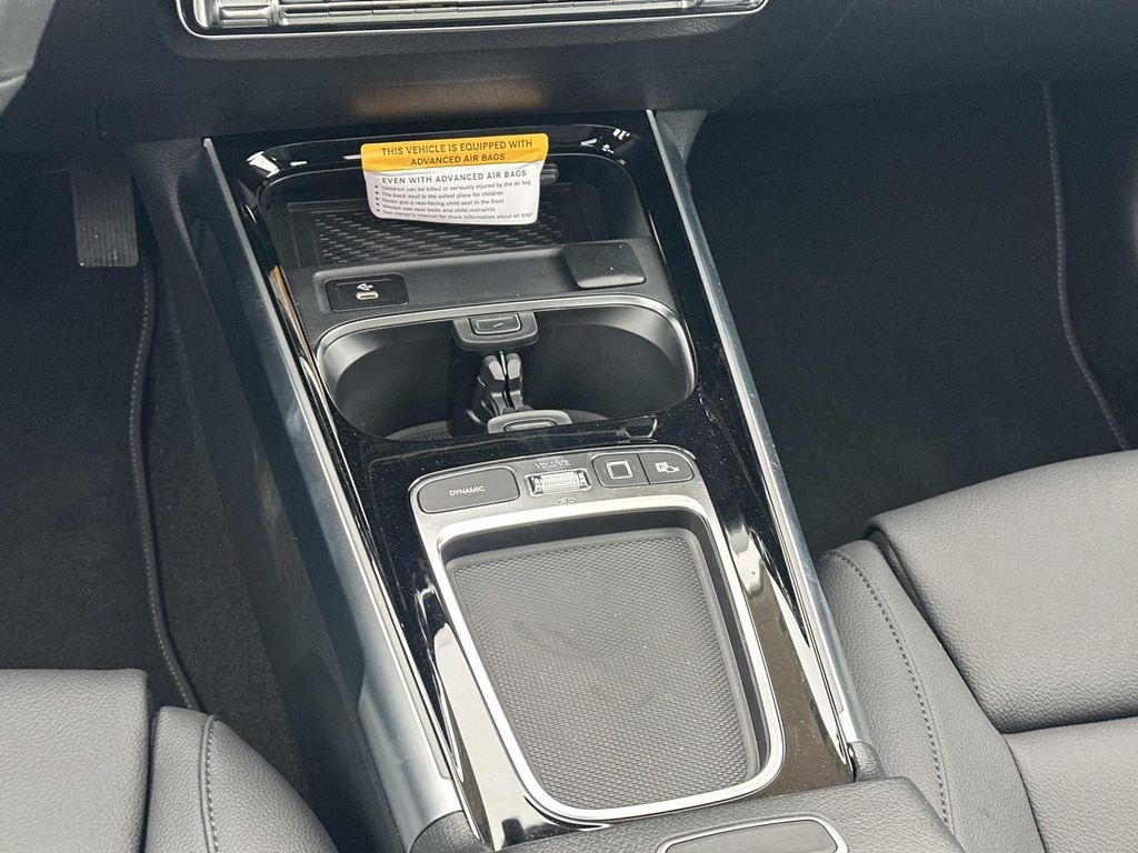 Thumbnail: 2026 Mercedes-Benz GLB - 22