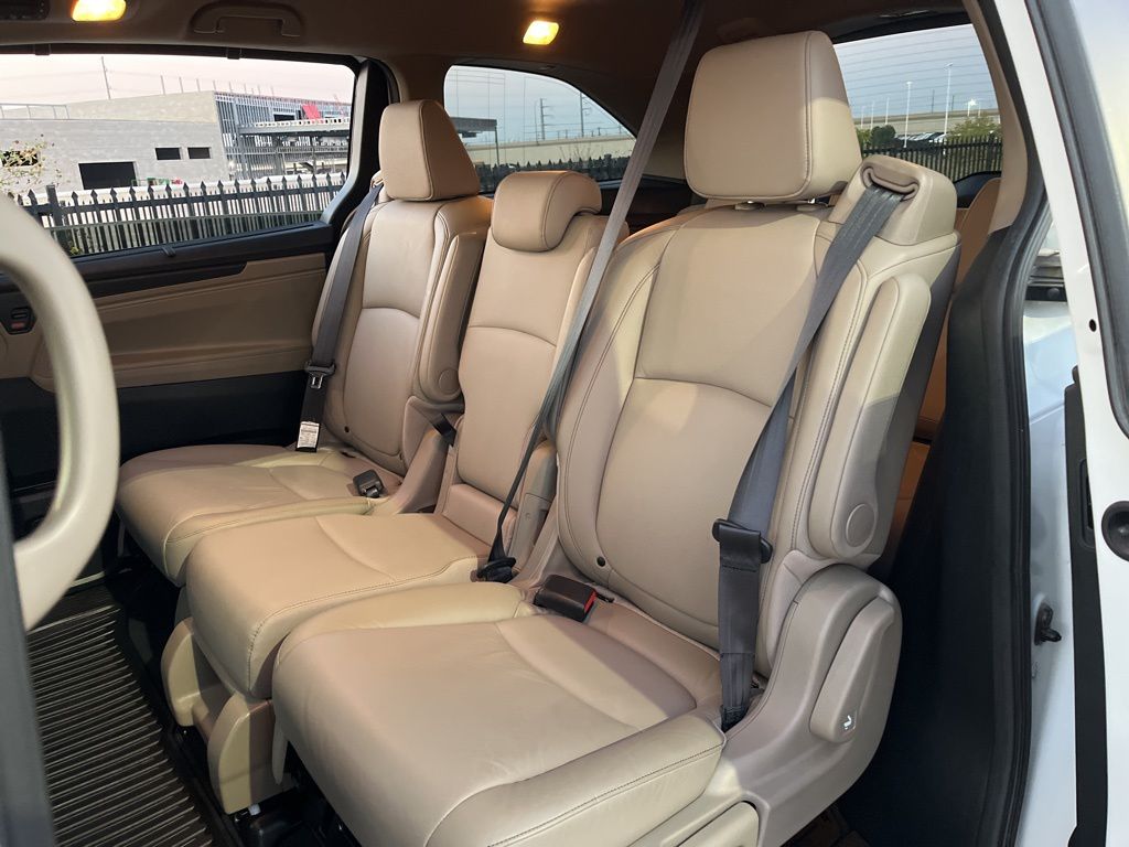 Thumbnail: 2023 Honda Odyssey - 26