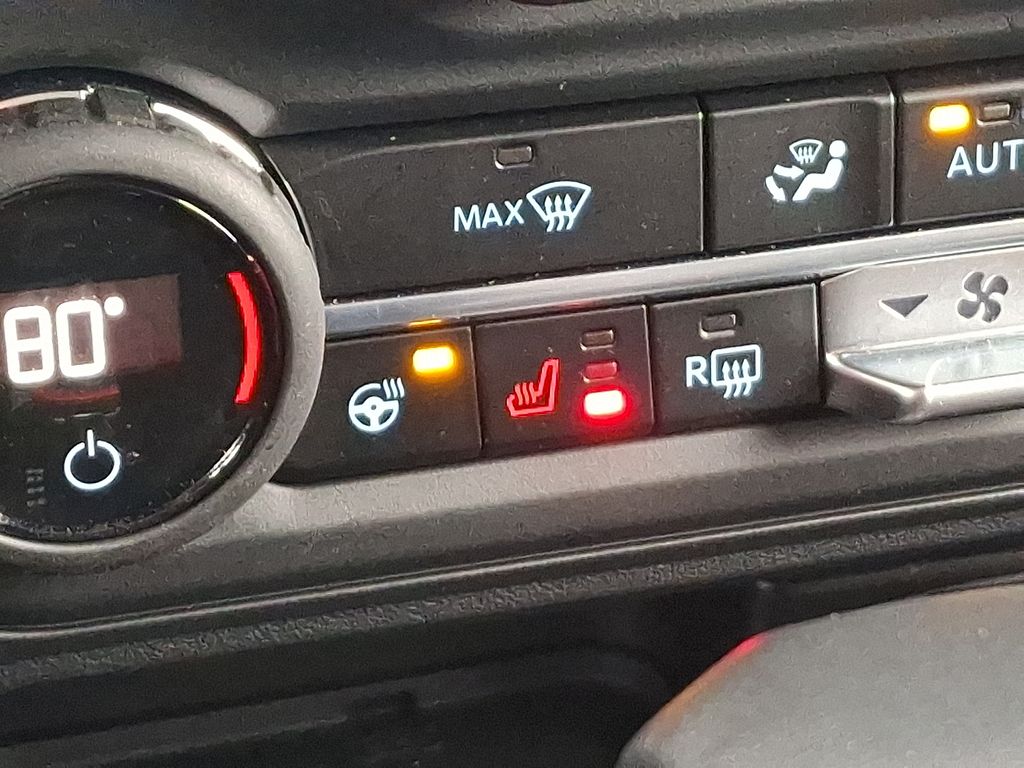 Thumbnail: 2025 Ford Bronco - 25