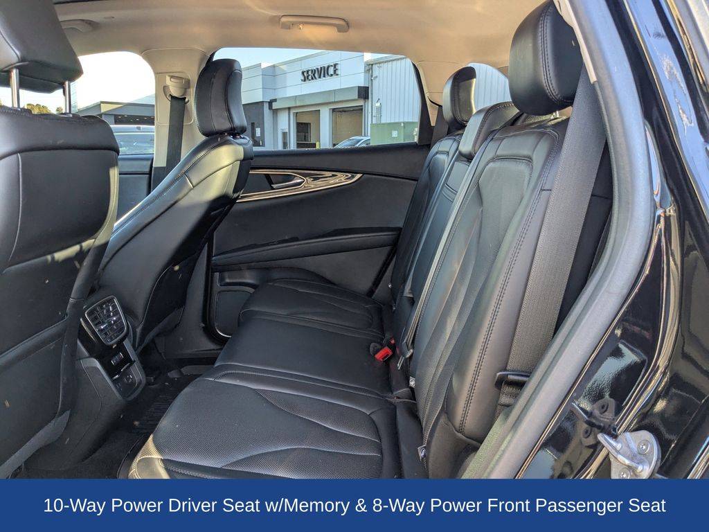 2021 Lincoln Nautilus Reserve