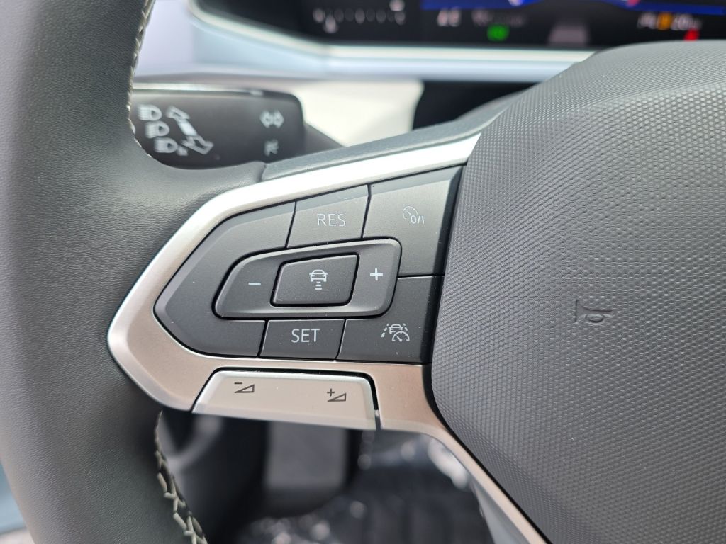 2026 Volkswagen Taos 1.5T SE Gray at Sutliff Volkswagen