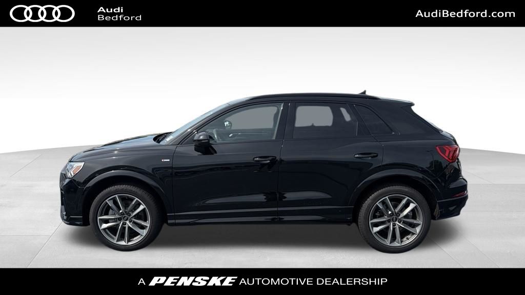 Thumbnail: 2023 Audi Q3 - 7