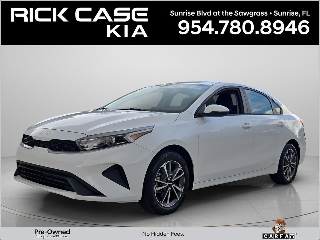  2023 Kia Forte LXS FWD   