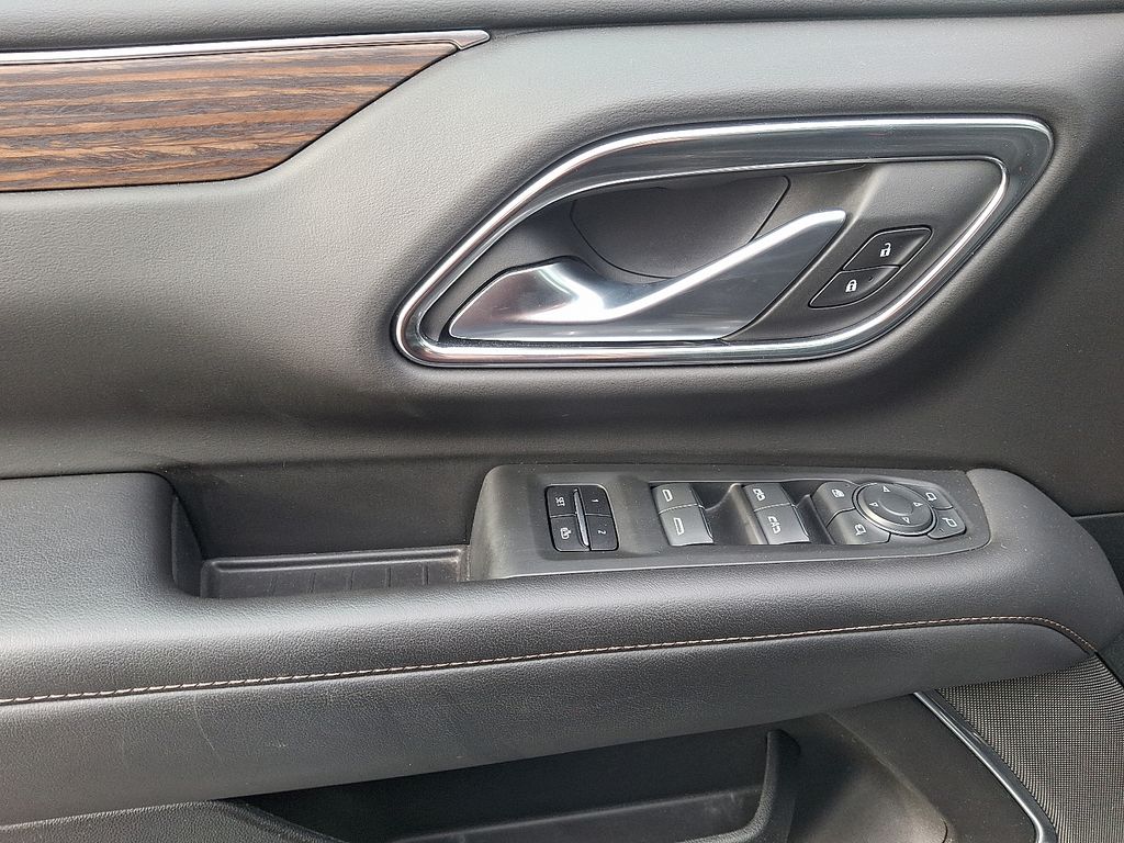 Thumbnail: 2022 Chevrolet Tahoe - 12