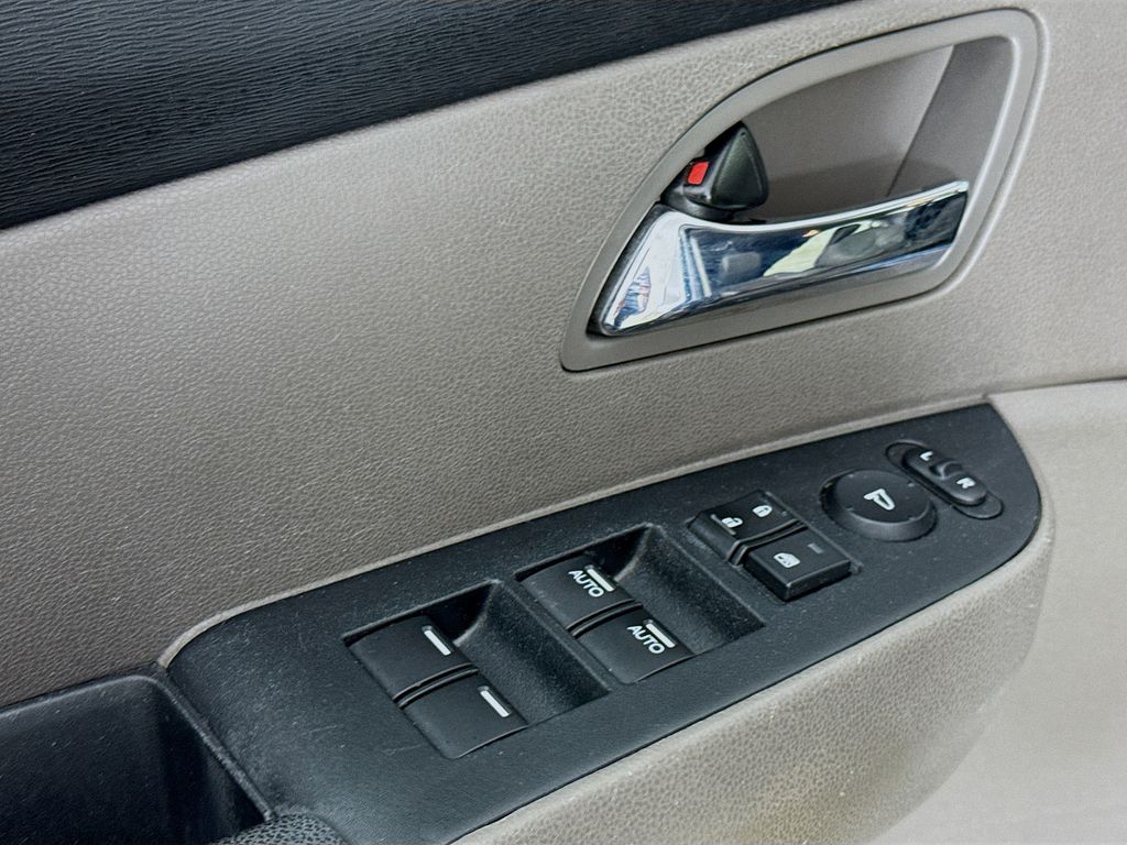 Used Car 2015 Honda Odyssey  Ex-l For Sale Under $12,000 In Austin, Texas
