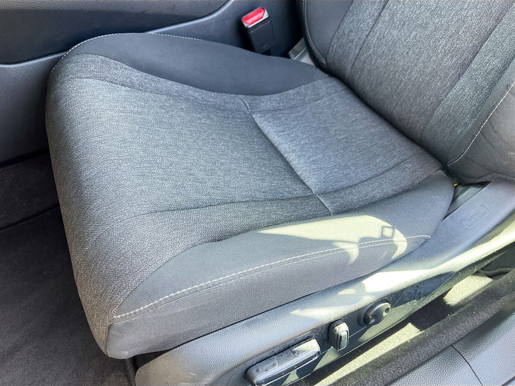 Used 2024 Silver Honda EX image 18