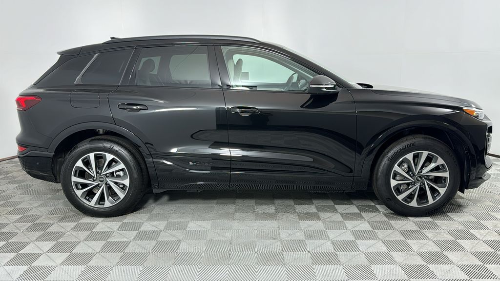 2025 Audi Q6 e-tron Premium 6