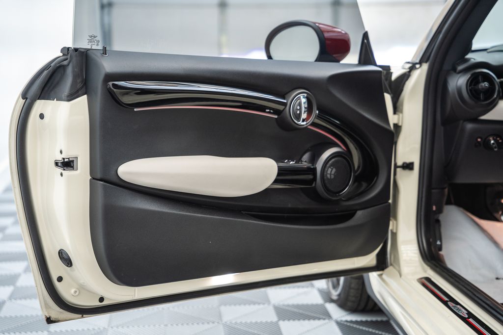 MINIJohn Cooper Works38