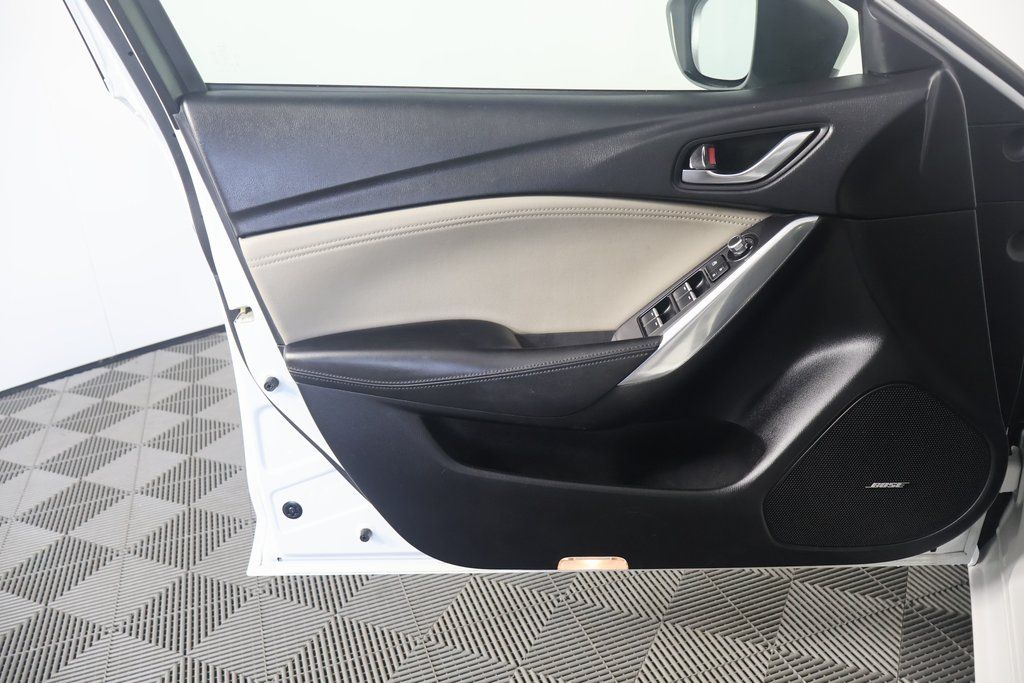 2016 Mazda Mazda6 i Touring 12