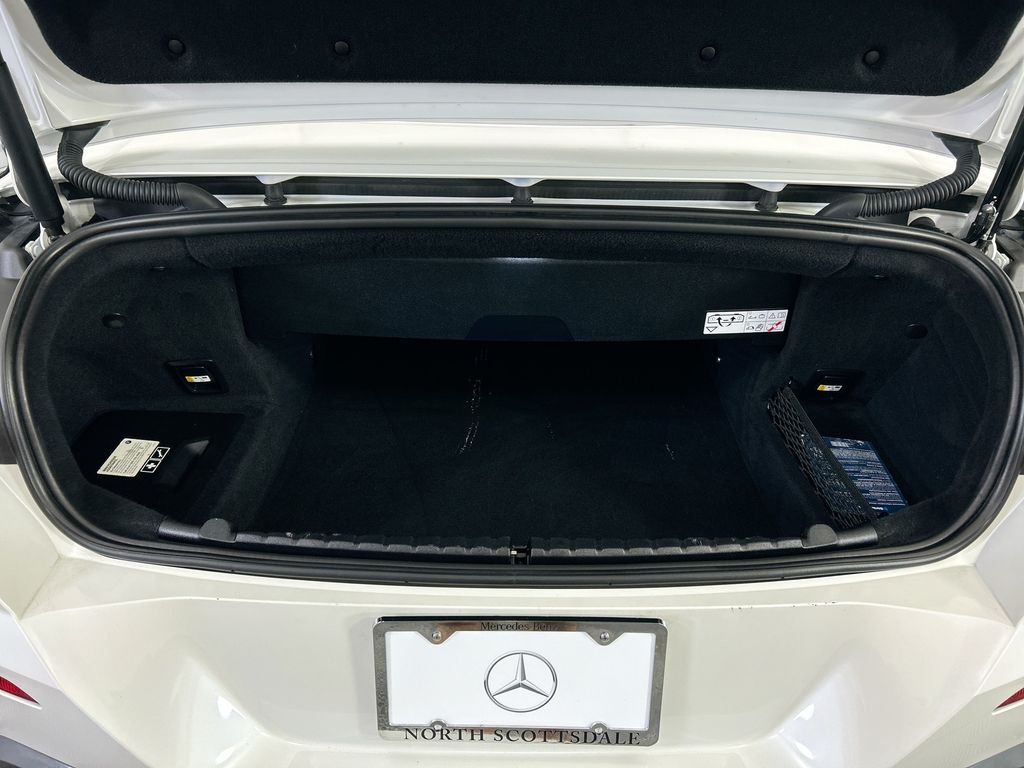 Thumbnail: 2019 BMW 8 Series - 24