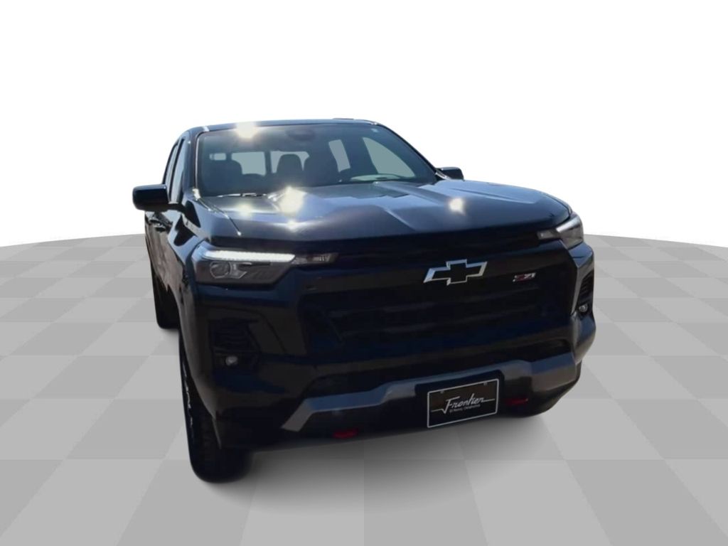 2023 Chevrolet Colorado Z71 3