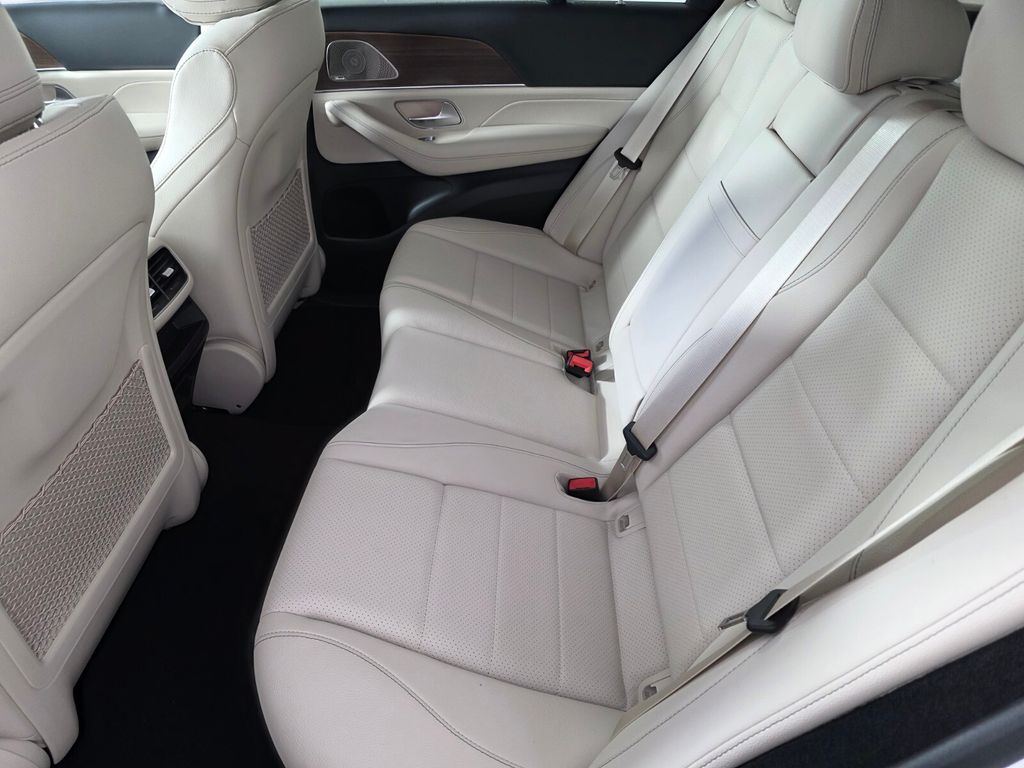 New 2026 White Mercedes-Benz GLE 350 image 11