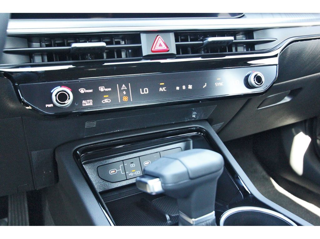 New 2026 Kia K5 Sedan