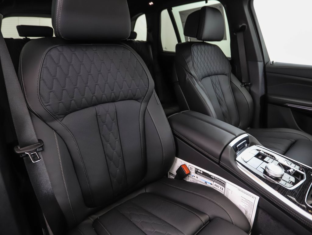 Thumbnail: 2026 BMW X5 - 31