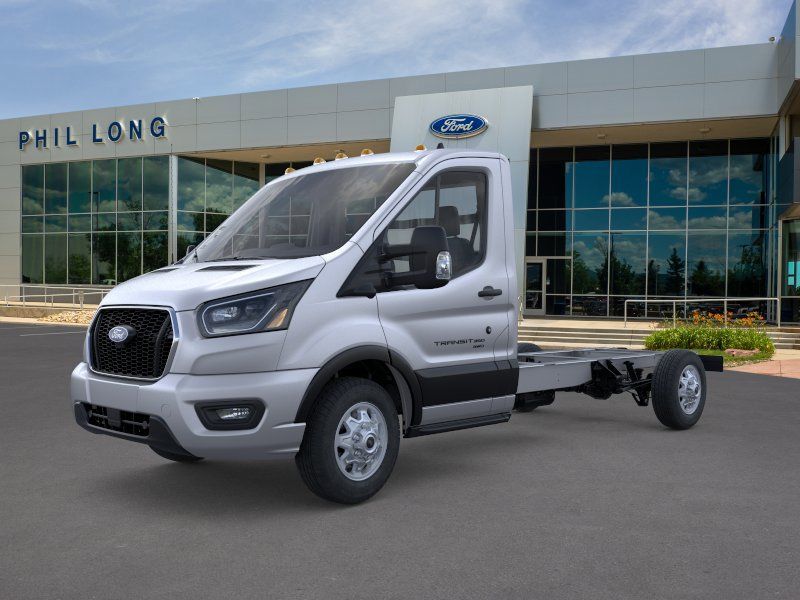 Ingot Silver Metallic 2026 Ford Transit Chassis 350 178 Cutaway AWD Van All-Wheel Drive