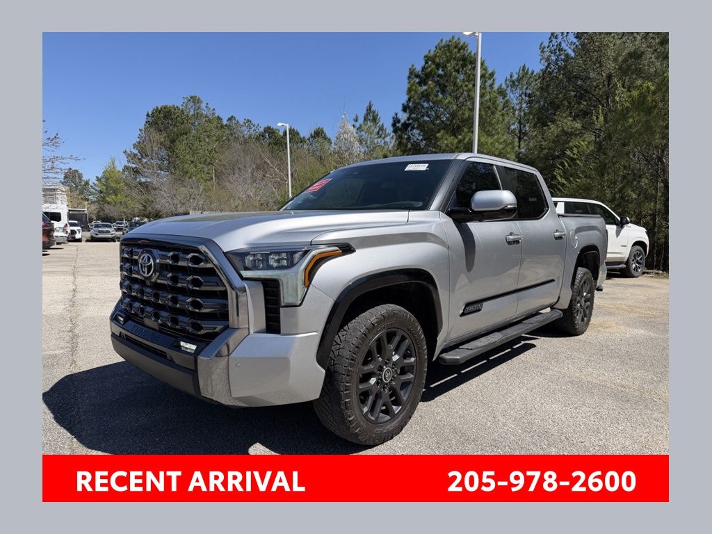 2024 Toyota Tundra Platinum CrewMax Cab 4WD