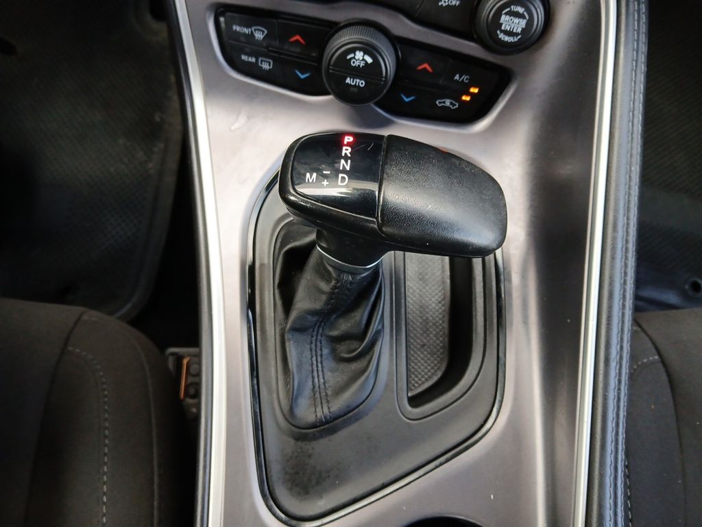 Used Car 2020 Dodge Challenger  R/t For Sale Under $25,000 In Austin, Texas