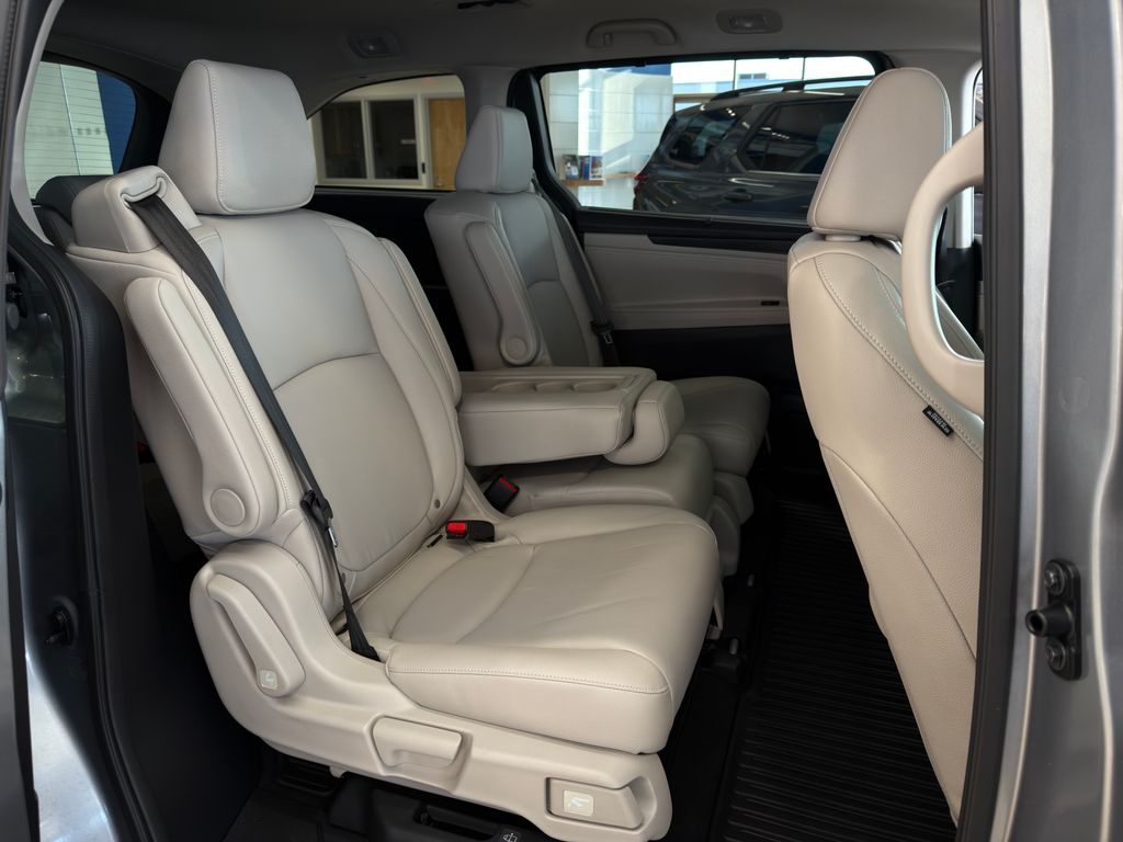 Thumbnail: 2026 Honda Odyssey - 25