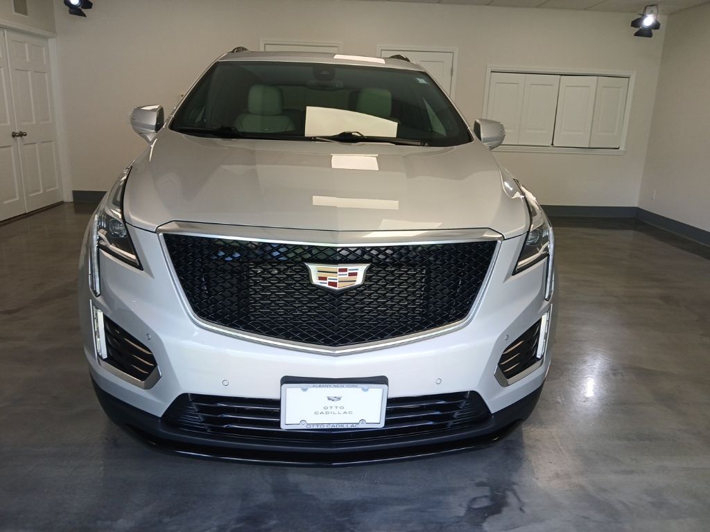 used 2020 Cadillac XT5 car, priced at $27,350
