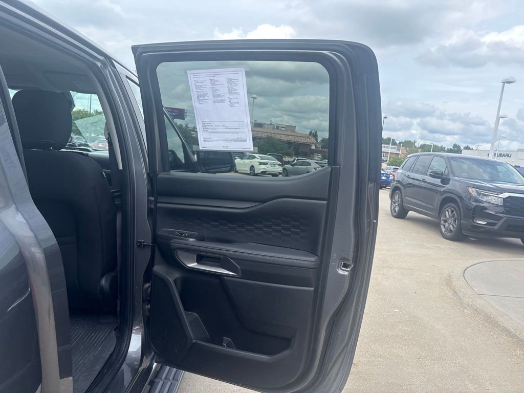 Used 2024 Gray Metallic Ford XLT image 29