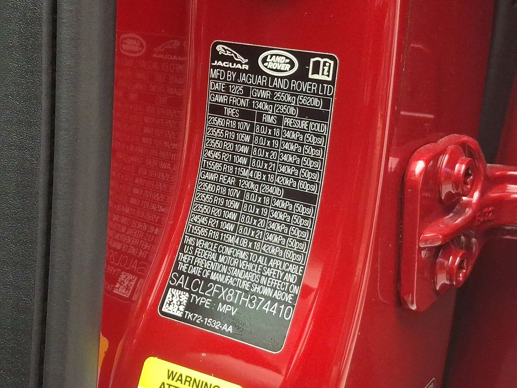 Thumbnail: 2026 Land Rover Discovery Sport - 21