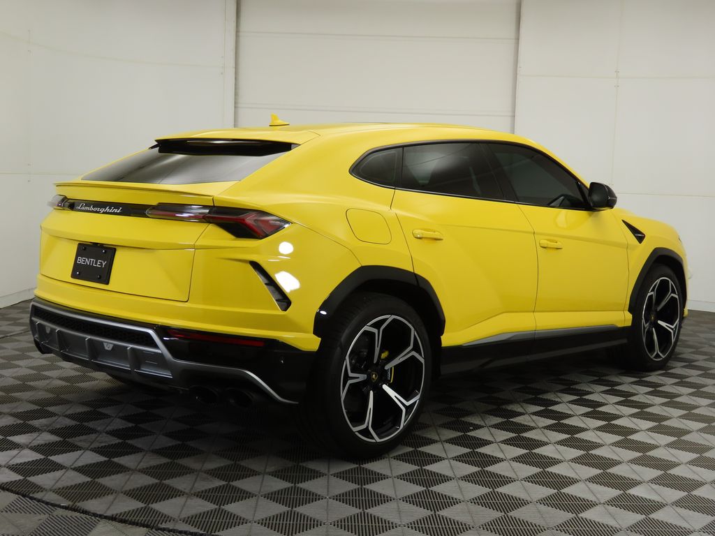 Thumbnail: 2019 Lamborghini Urus - 5