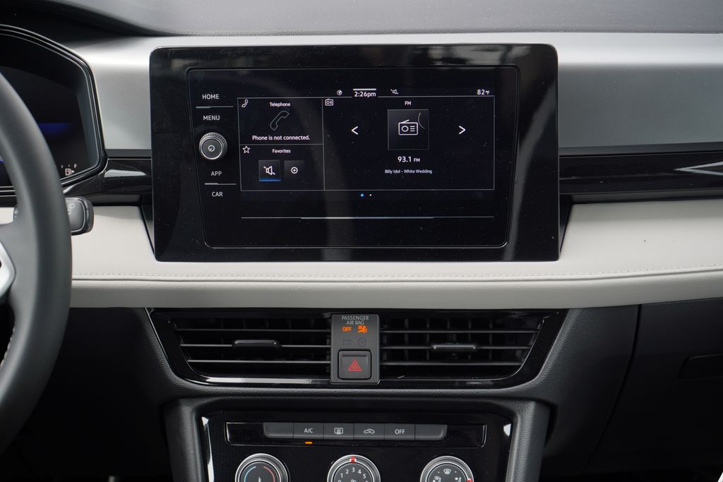 Thumbnail: 2025 Volkswagen Taos - 10