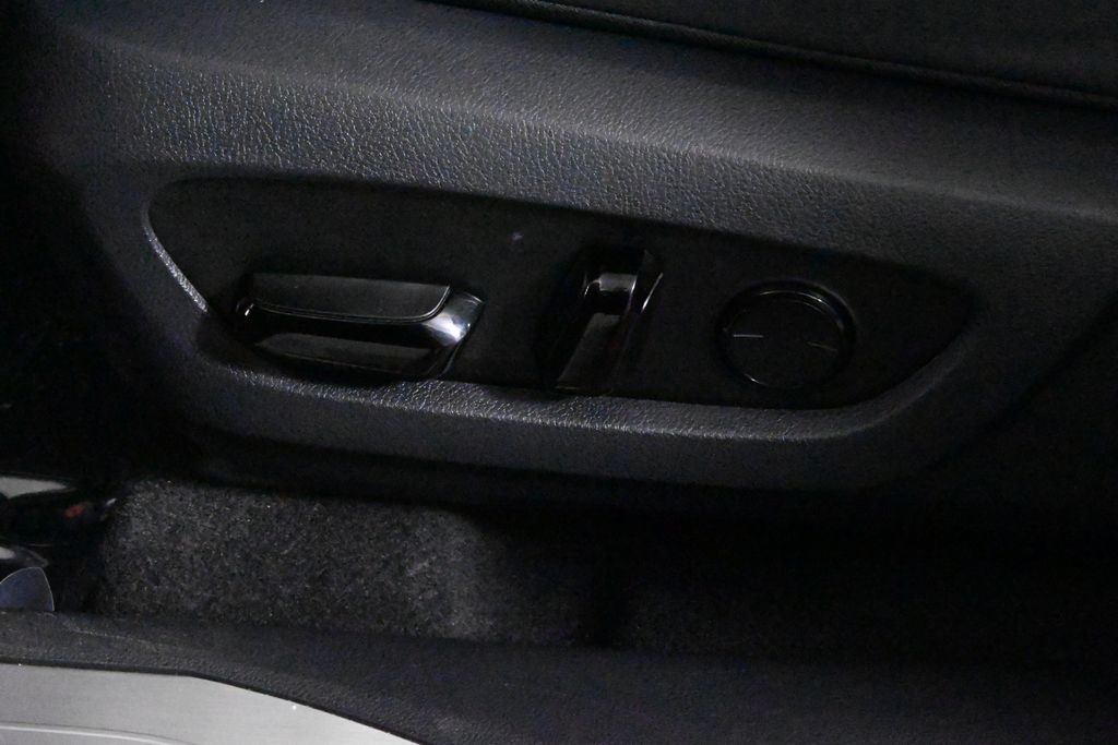 Thumbnail: 2024 Lexus RX - 28