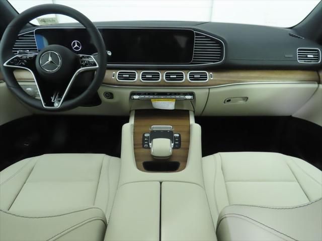 Thumbnail: 2026 Mercedes-Benz GLE - 14