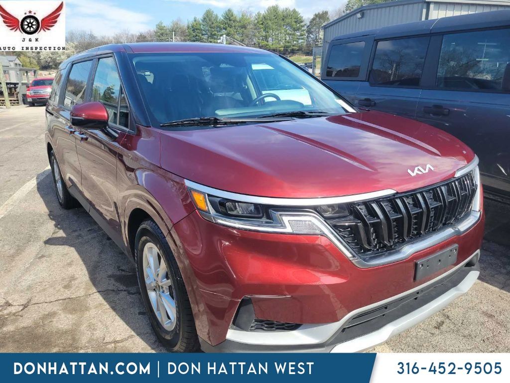 2024 Kia Carnival LX FWD