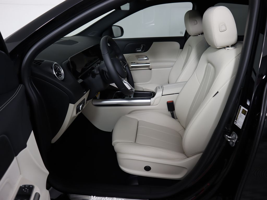 2025 Mercedes-Benz GLA 250 21