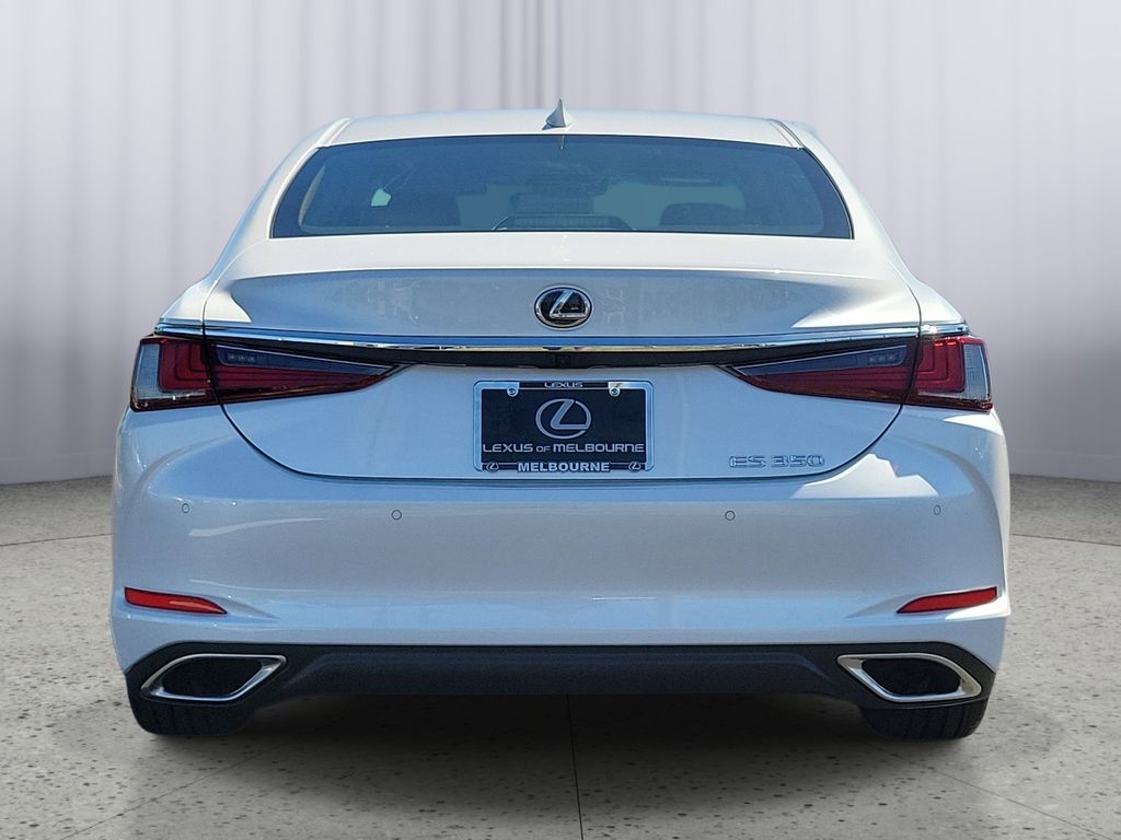 used 2025 Lexus ES car, priced at $42,500