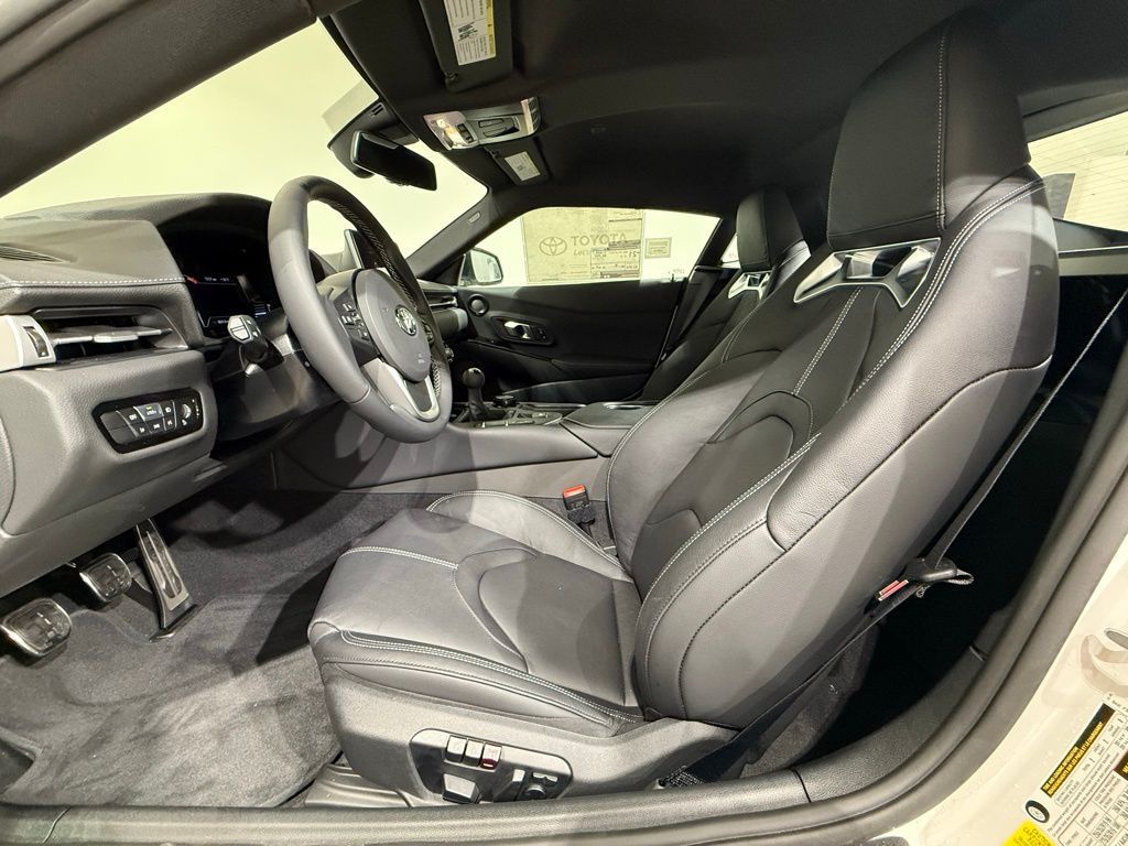 Thumbnail: 2026 Toyota GR Supra - 12