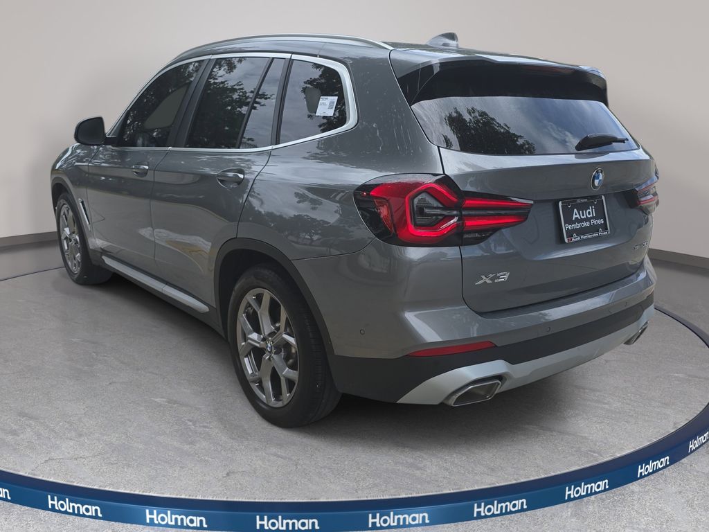 Used 2023 Gray BMW sDrive30i image 10