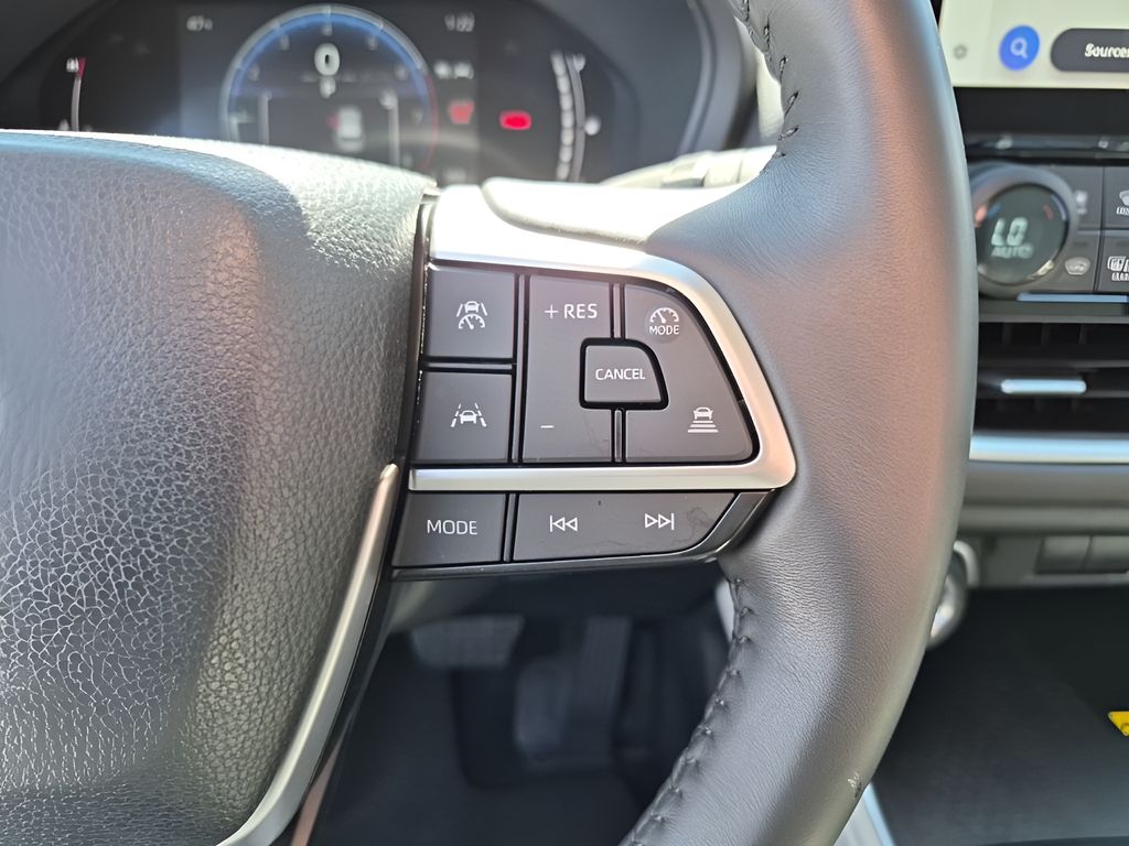 Used Car 2024 Toyota Grand Highlander  Xle For Sale Under $50,000 In Austin, Texas