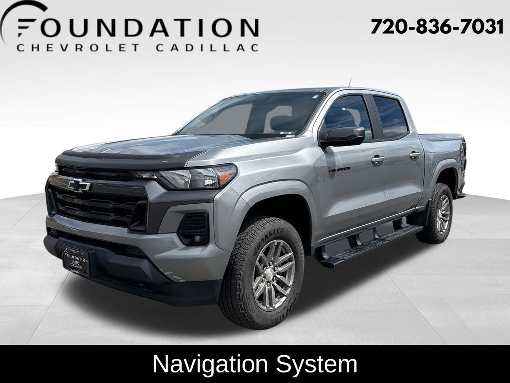 Sterling Gray Metallic 2023 Chevrolet Colorado Pickup Truck Four-Wheel Drive 8-Speed Automatic