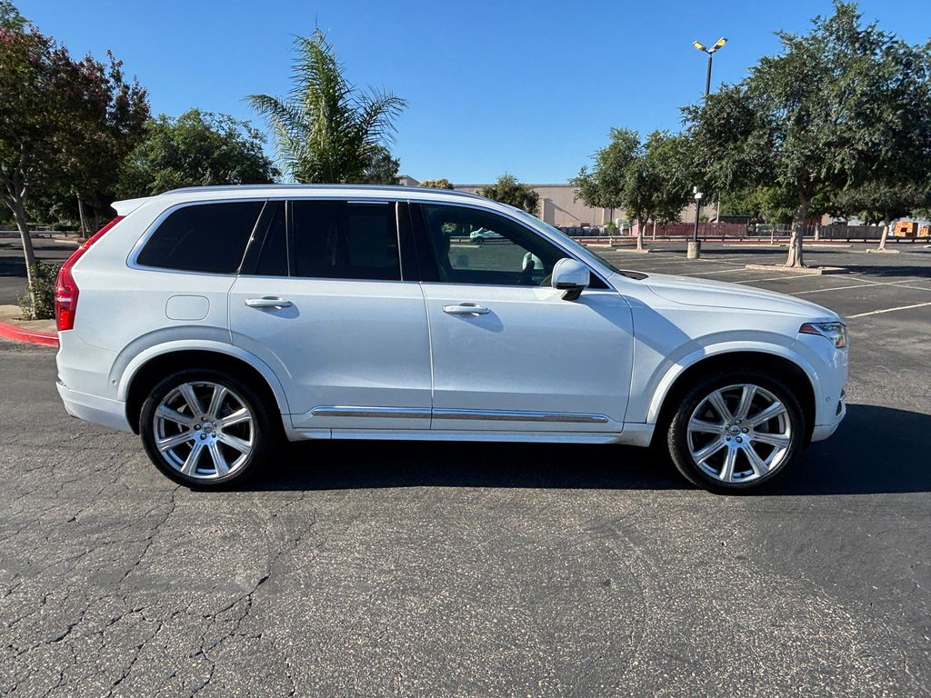 Thumbnail: 2018 Volvo XC90 - 4
